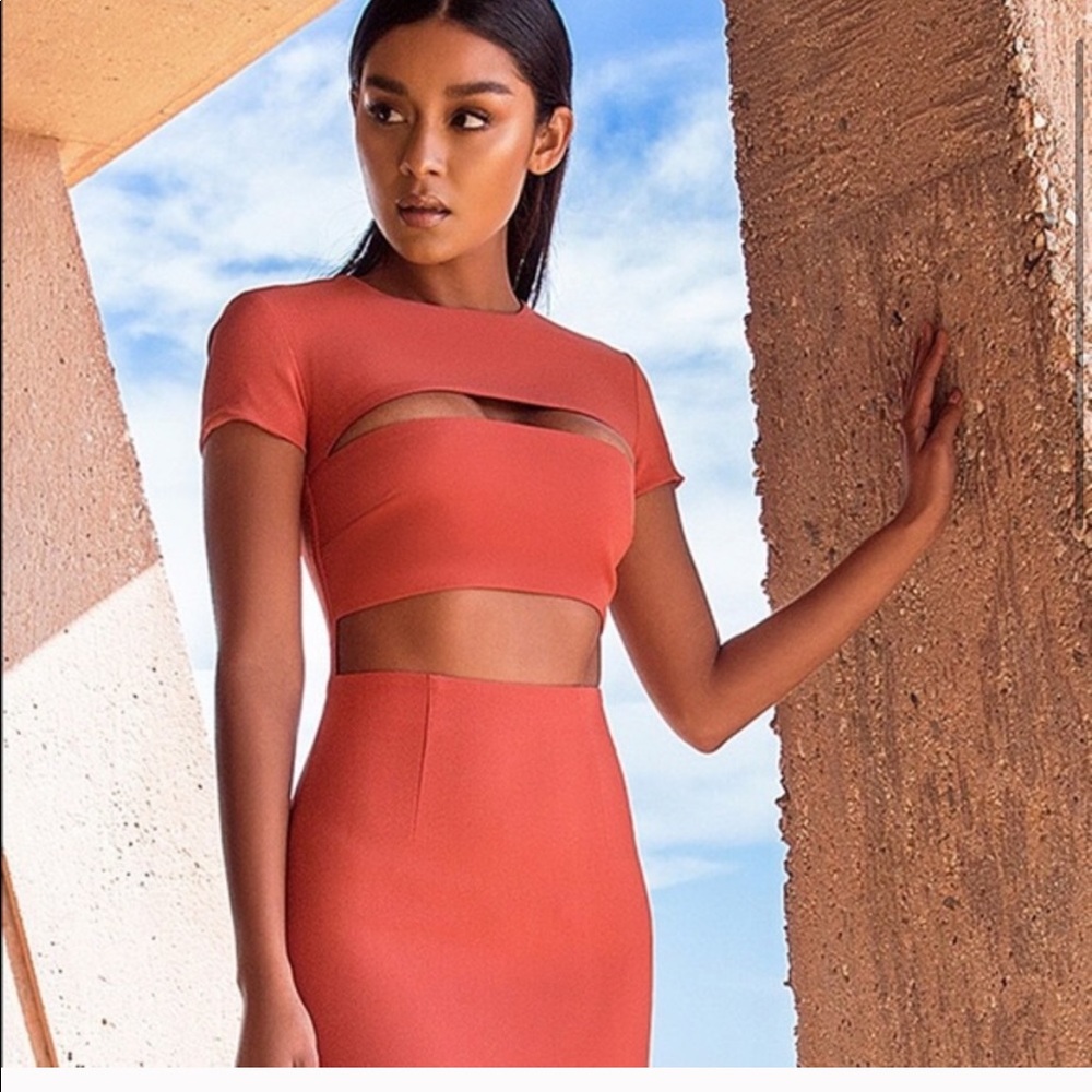 Worn once dry cleaned Hous of bc dress- coral!